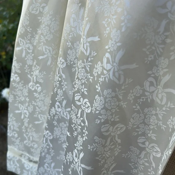 Vintage Christian Dior authentic rare ‘50’s satin robe made exclusively for Saks - Picture 4 of 16